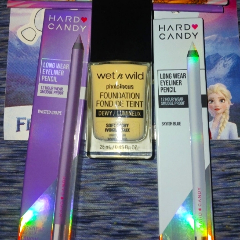 Brand New Makeup and new bag with 6+items all new